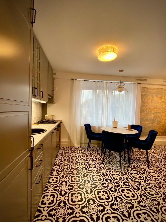 Cloos - Elegant Residence With Panoramic View Brasov Luaran gambar